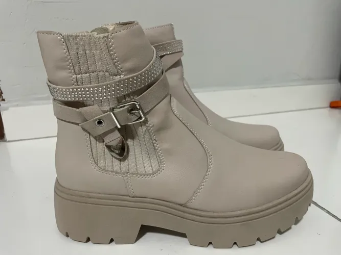 Bota marca Mississipi