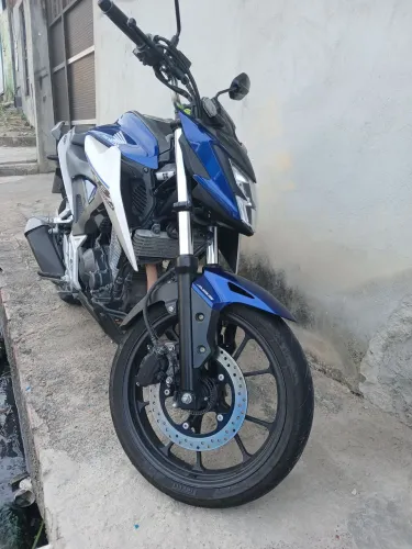 Cb 300f 2025 2026 pouco rodada único dono tirei zero zap *