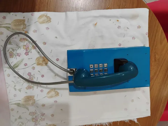 Orelhão para decoração