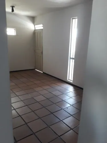 Vendo Apartamento no condomínio Dom Avelar bloco 04 ap 40, Zona sul