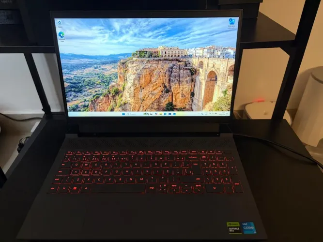 Dell G15 - GTX 3050, i5 13th, SSD 512gb (USADO)