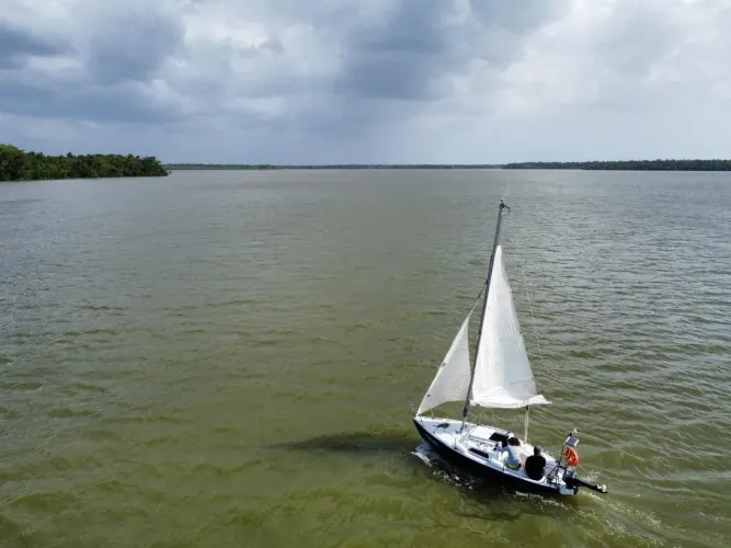 Veleiro Tahiti 16