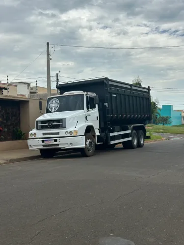 Caminhas truck basculante