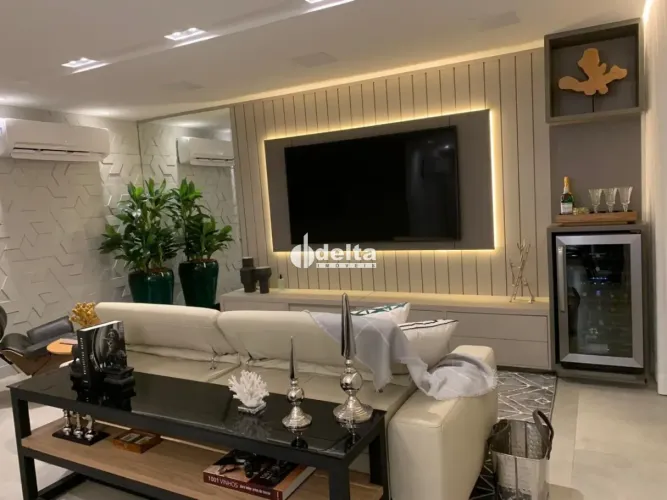 Apartamento com 3 quartos sendo 1 suíte disponível para locação no bairro Patrimônio em Ub