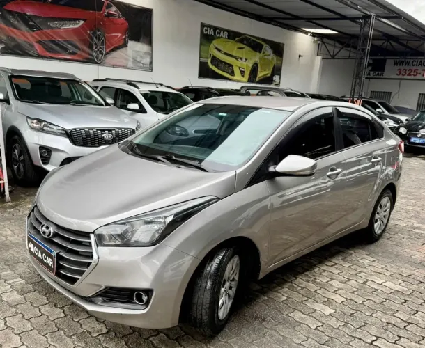 Hyundai HB20S Comfort Plus 1.0 Flex 12V Mec. 2018