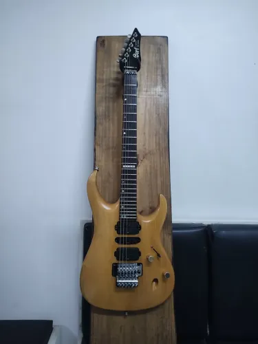 Guitarra Cort ViVA Series Made in Korea 