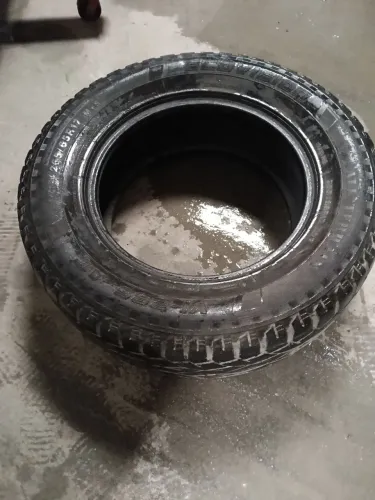 Peneus 265/65/R17