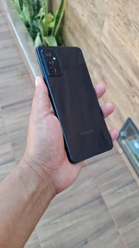 Samsung galaxy M52 5G todo original de fábrica funciona perfeito 450