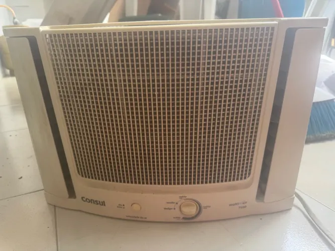 Ar condicionado de janela