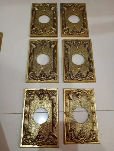 Espelhos de tomada metal antigo 