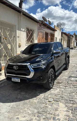 Toyota Hilux CD SRX 4X4 2.8 TDI 16V Diesel Aut. 2023