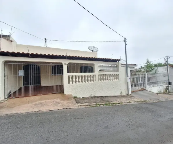 Imóvel para aluguel com 130 metros quadrados com 4 quartos em Baú - Cuiabá - MT