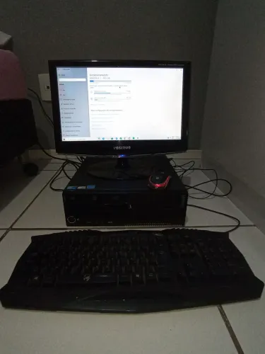 Computador Desktop Intel Core i5 + 4GB RAM + Windows 10