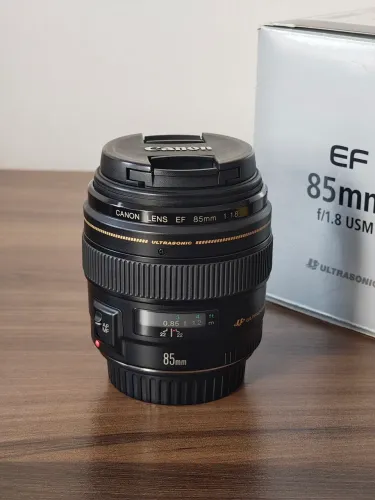 Lente Canon EF 85mm 1.8 - A melhor para Retratos - Enviamos para o Brasil todo.