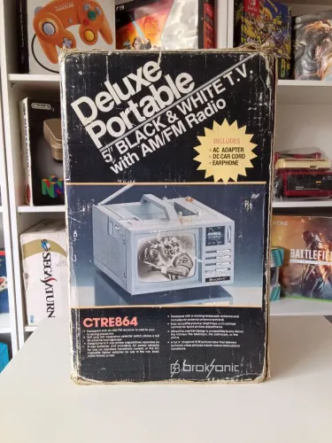 Vendo Televisão portátil Broksonic Deluxe Black and White Semi novo 