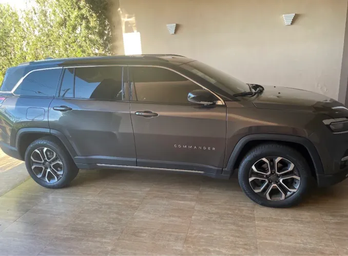 Jeep Commander Limited T270 1.3 TB Flex AUT 2022