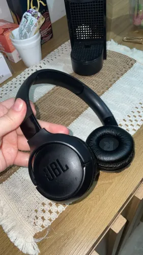 Headphone JBL TUNE 520 BT