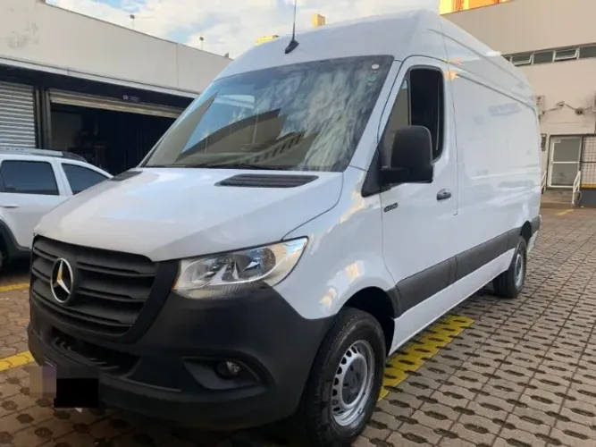 Sprinter furgão teto alto 2022