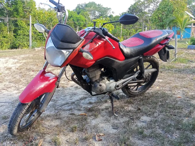 Honda CG 150 FAN. Está tudo em dias, não deve nada