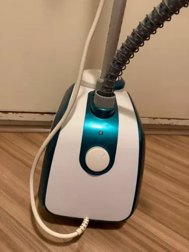 Passadeira a Vapor - Eletrolux - GST10