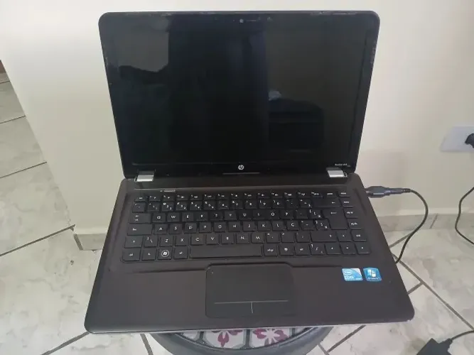 Notebook HP Pavilion DV5,  Intel Core i3, 4 GB de RAM, HD de 320 GB. Perfeito! ref. zw-189
