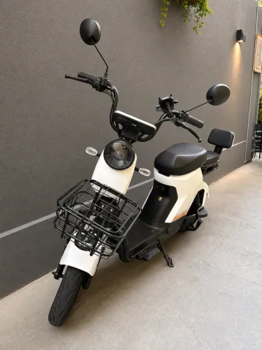 motocicleta elétrica 
