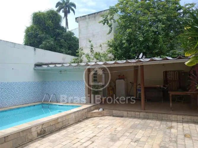 Casa à venda com 270,00m² e 3 quartos em Anil, Rio de Janeiro - rj
