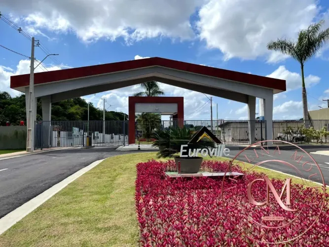 Condomínio Euroville  Lote 160 m².