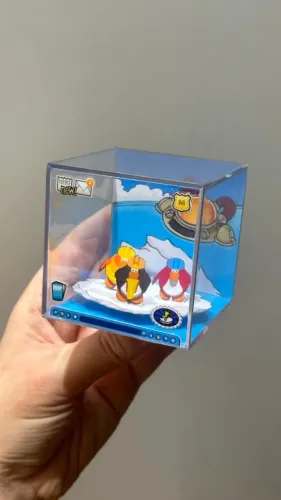 Diorama Club Penguin | Cubo Acrílico
