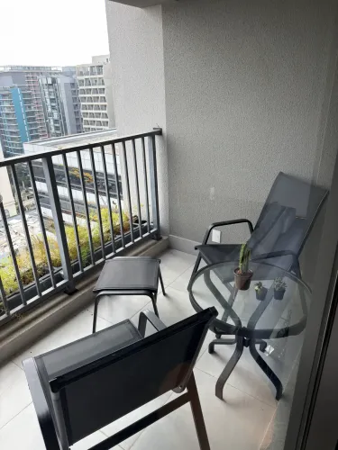Conjunto varanda aluminio - 2 cadeiras, mesa e apoio de pé
