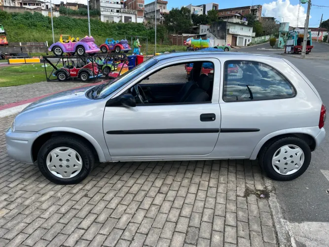 Chevrolet Corsa Wind 1.0 MPFI / EFI 2P (álcool) 2001