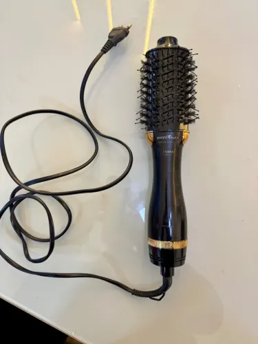 Escova secadora Britânia bivolt 1300