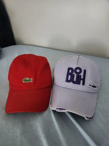 Boné lacoste e Buh