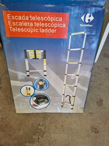 Escada telescópica 