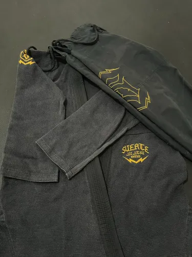 Kimono Suerte Fury A2