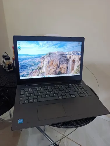 Notebook Lenovo 15.6" Em Boas Condições