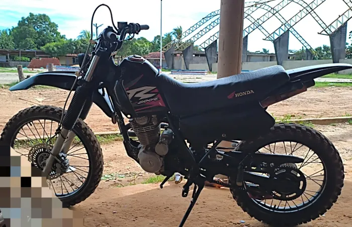 Vendo moto XR 200 con Kit da CRF