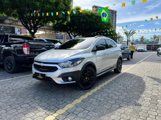 Chevrolet Onix Activ 1.4 8V Flex Mec. 4P 2019