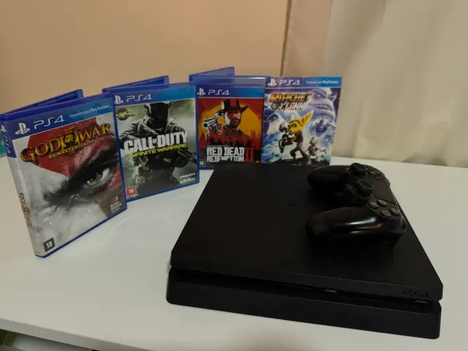 PS4 Slim com 16 jogos ACEITO CARTÃO