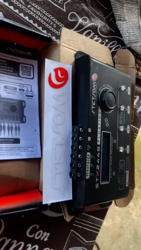 Processador de Áudio Digital Automotivo Stetsom STX2448 com Crossover e Equalizador