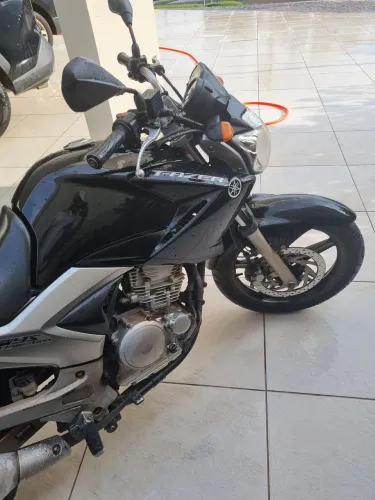 Vendo fazer 250 gasolina
