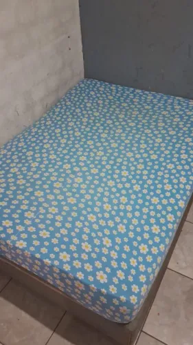 vendo cama box 200 reais