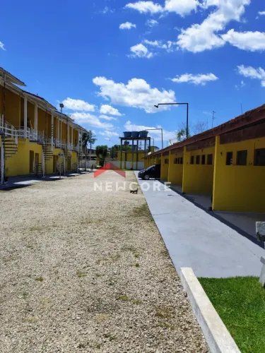 Casa de condomínio em Rua Euclides Rodrigues Ferreira da Cunha - Massaguaçu - Caraguatatub