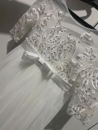 Vestido de Daminha | Usado somente no dia do casamento (Usado uma vez).