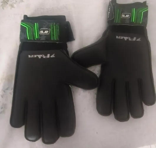 LUVA GOLEIRO POKER N 10