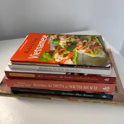 Lote de livros de Culinária, Gastronomia e Receitas