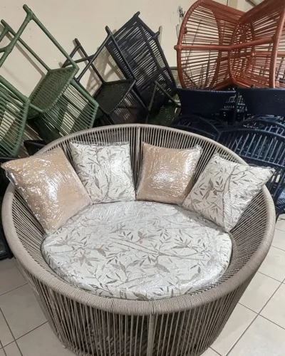 Sofá chaise em alumínio com cordão naval