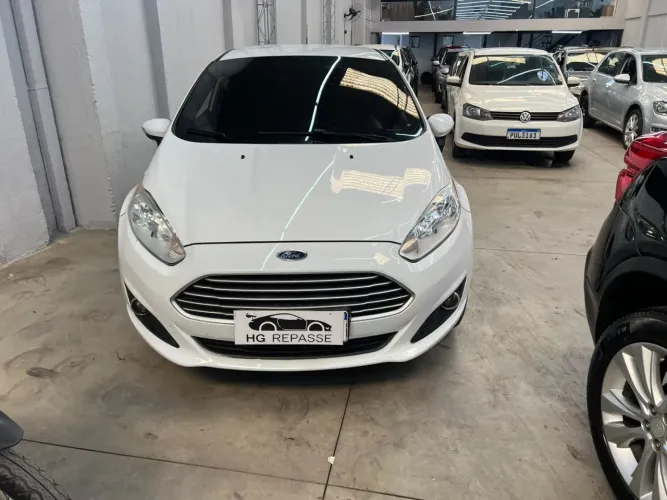 Ford Fiesta Sedan SE 1.6 16V Flex 4P 2015