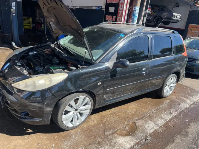 Peugeot 207 SW XS 1.6 Flex 16V 5P Aut. 2010