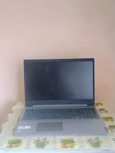 Lenovo Ideapad S145 - i3 - 12gb RAM - 1tb de armazenamento (usado)